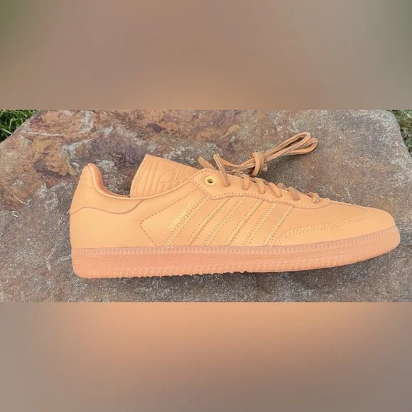 adidas gazelle silver green womens ADIDAS Samba "Humanrace